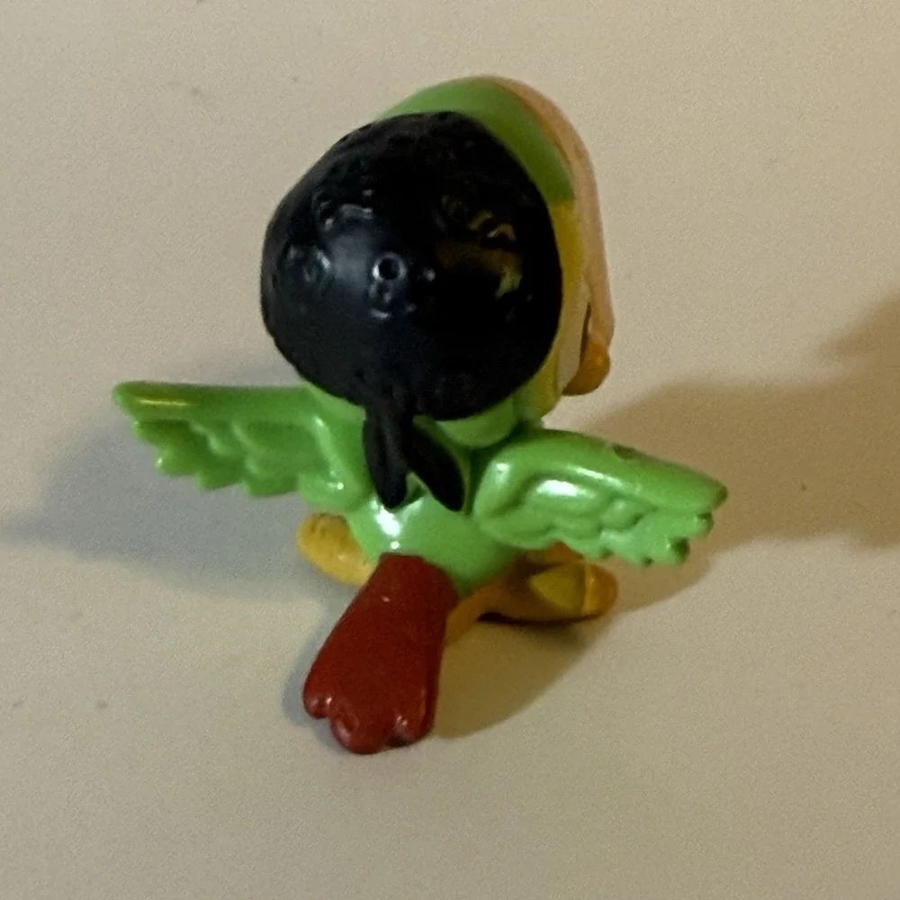 Disney Skully Parrot Figure Jake and the Neverland Pirates 1.25 Inches Tall Mini